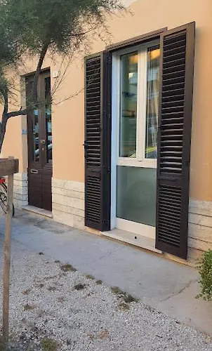 Casa Fronte Mare Sassonia 2 *