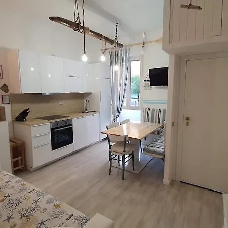 Casa Fronte Mare Sassonia 2 * Fano